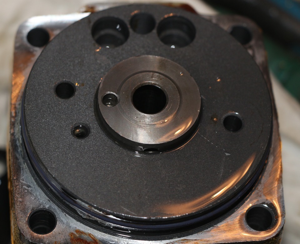 Главная норка в насосе