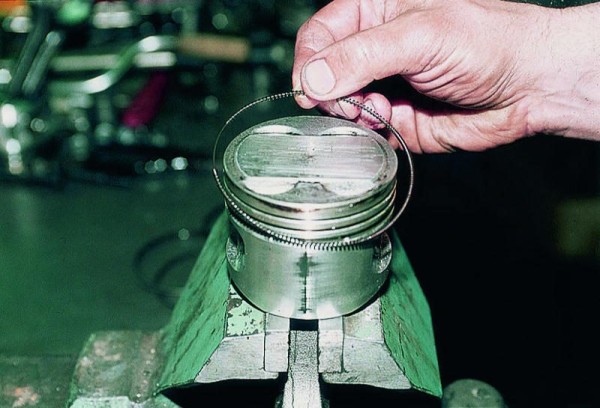 Снятие расширителя кольца масляного