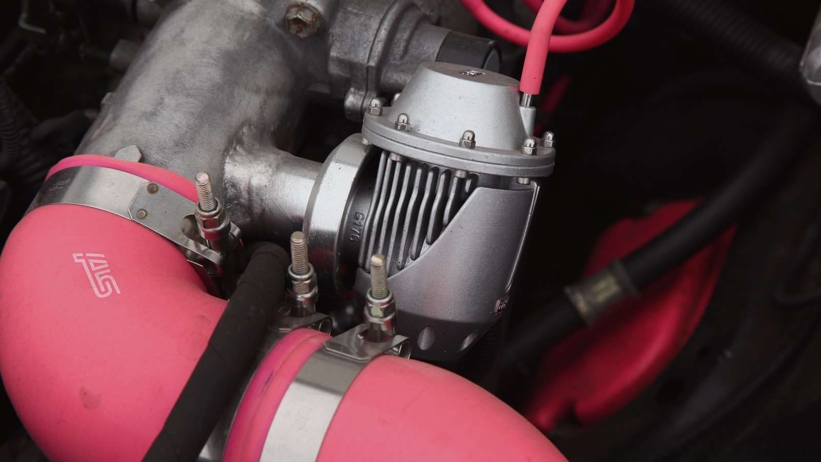 Тюнинг Волги ГАЗ-31105 двигатель 2JZ-GE VVTi