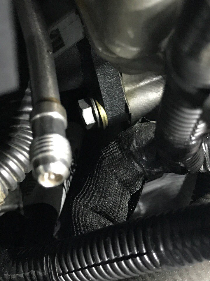 Болты немного длиннее в стоке