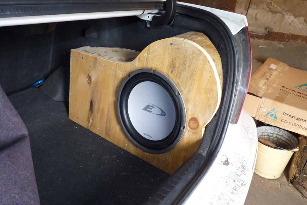 Скрытый сабвуфер своими руками