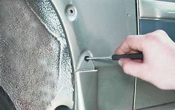 Накладки на пороги ВАЗ 2114 - снятие и установка