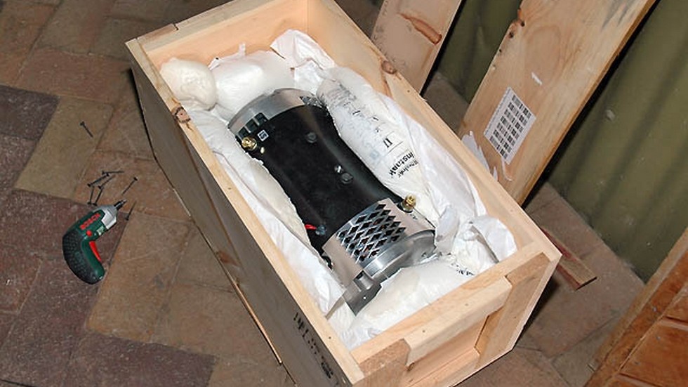 Электродвигатель для электромобиля