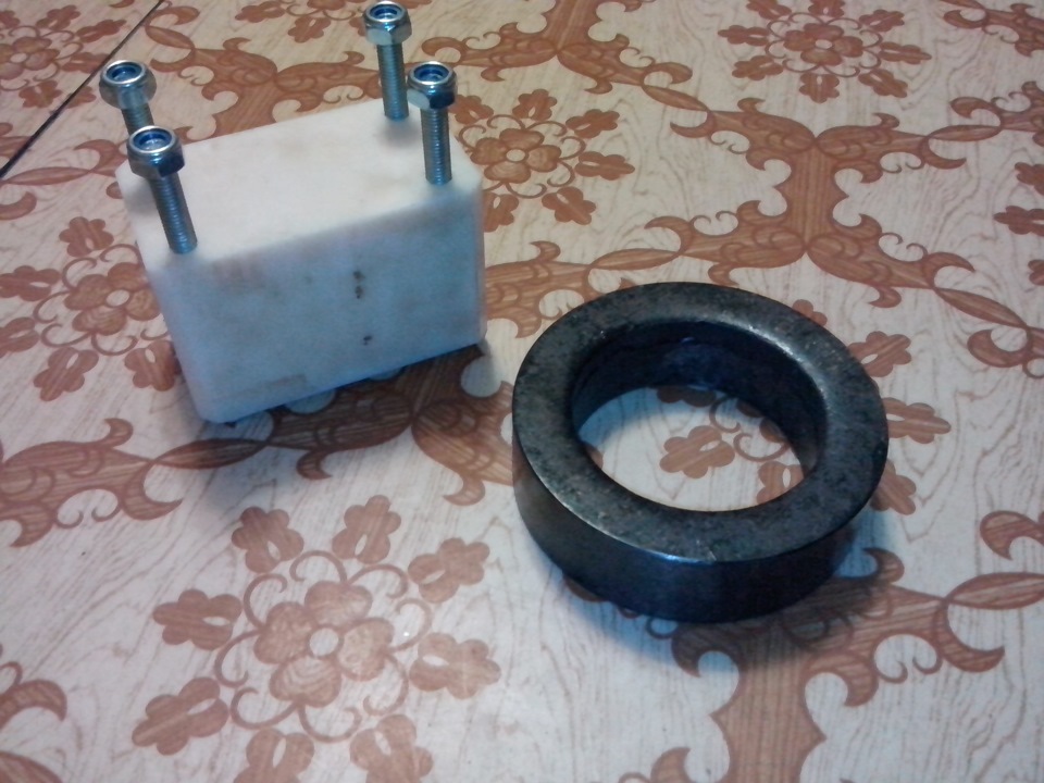 Готовая простака под рессоры УАЗ Патриот