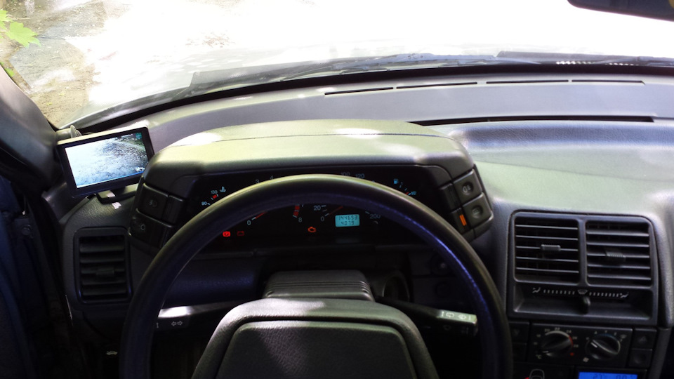 Монитор камеры заднего вида