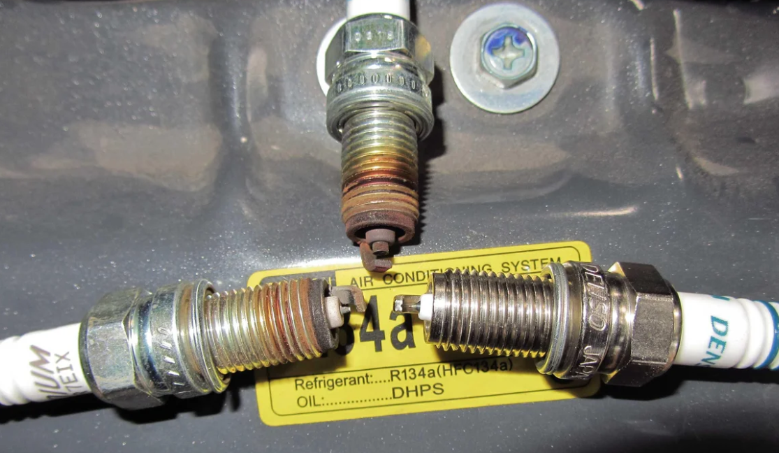 Стандартная, платиновая и иридиевая свечи зажигания