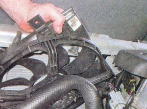 Демонтаж радиатора Лада Приора