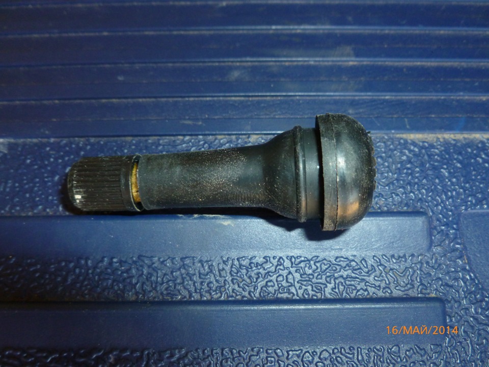 Как убрать двухсторонний скотч с машины