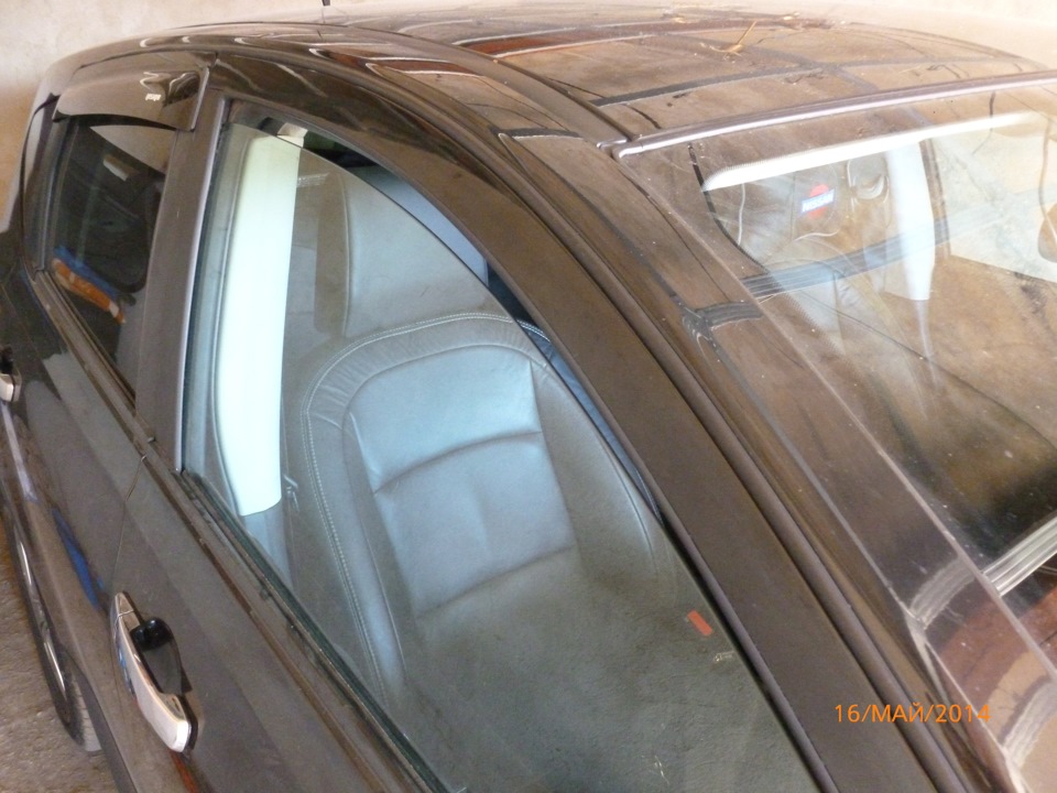 Как убрать двухсторонний скотч с машины