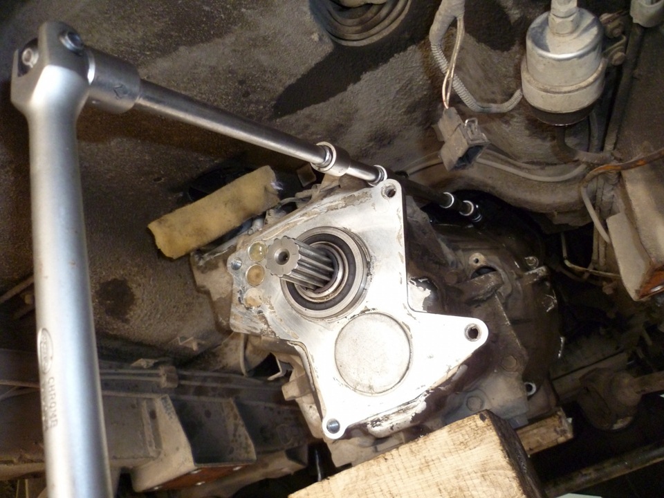 Снятие КПП УАЗ Патриот