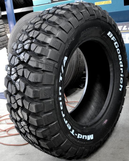 BF Goodrich Mud Terrain T/A KM2 на УАЗ
