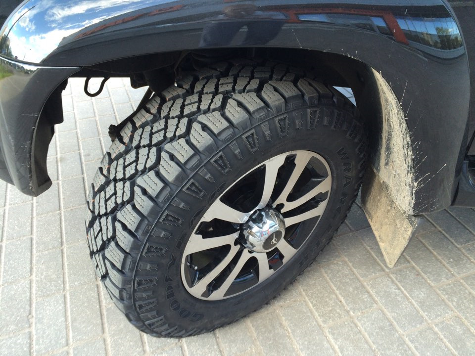 Goodyear Wrangler Duratrac на УАЗ