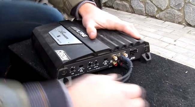 Подключение усилителя к магнитоле