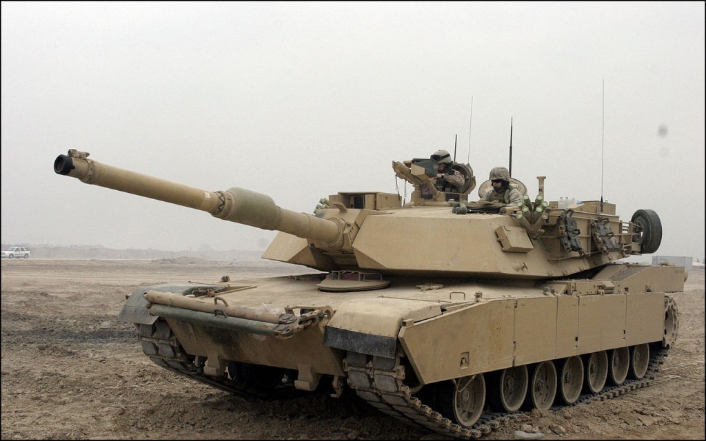 Танк M1A1 Abrams с газотурбинным двигателем AGT-1500
