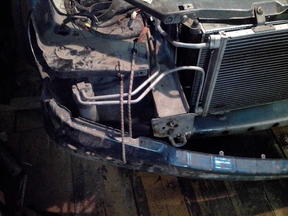 Замена радиатора Шевроле Нива (Travel) с кондиционером