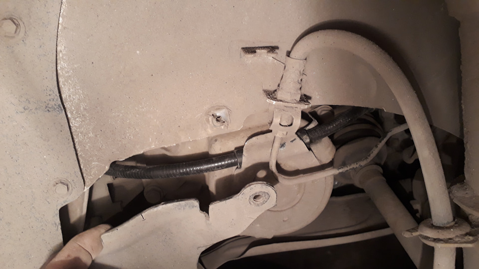 Замена троса сцепления Лада Гранта