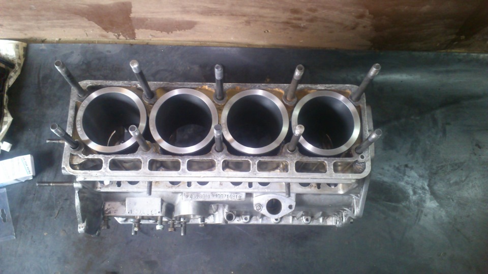 Установка гильз в блок цилиндров ЗМЗ 402