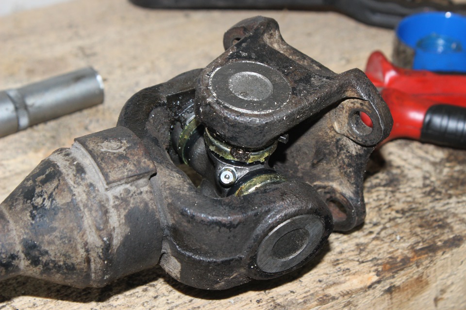 Установленная крестовина