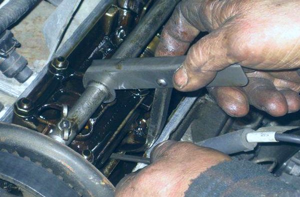 Регулировка клапанов на ВАЗ 2110