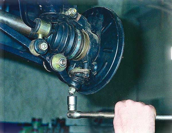 Установка шаровой опоры на ВАЗ 2114