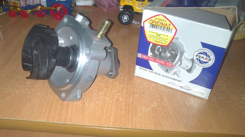 Замена помпы НИВЫ Шевроле (Travel)