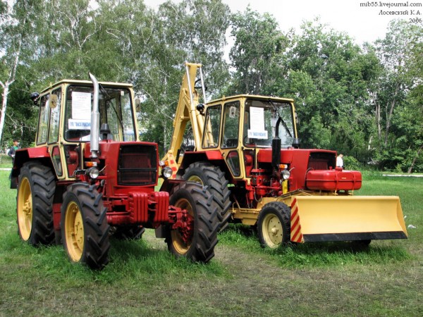 Трактор ЗТМ-80