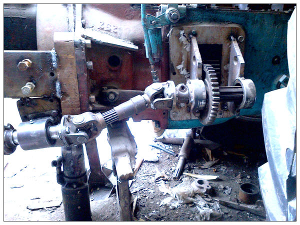 ЮМЗ-6 с передним ведущим мостом