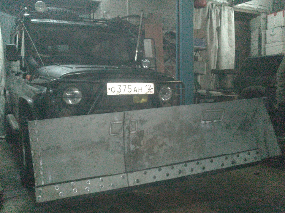 Отвал на УАЗ Хантер