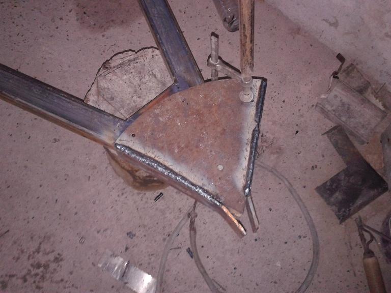 Поворотный снегоуборочный отвал на УАЗ