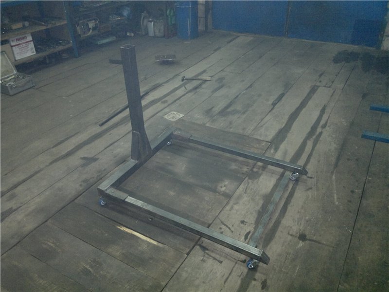 Самодельный стенд кантователь для двигателя