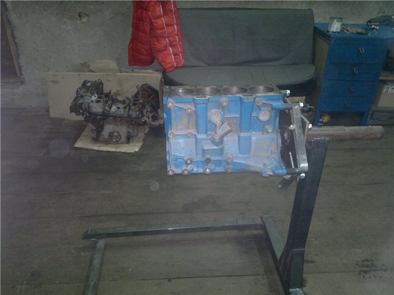 Самодельный стенд кантователь для двигателя